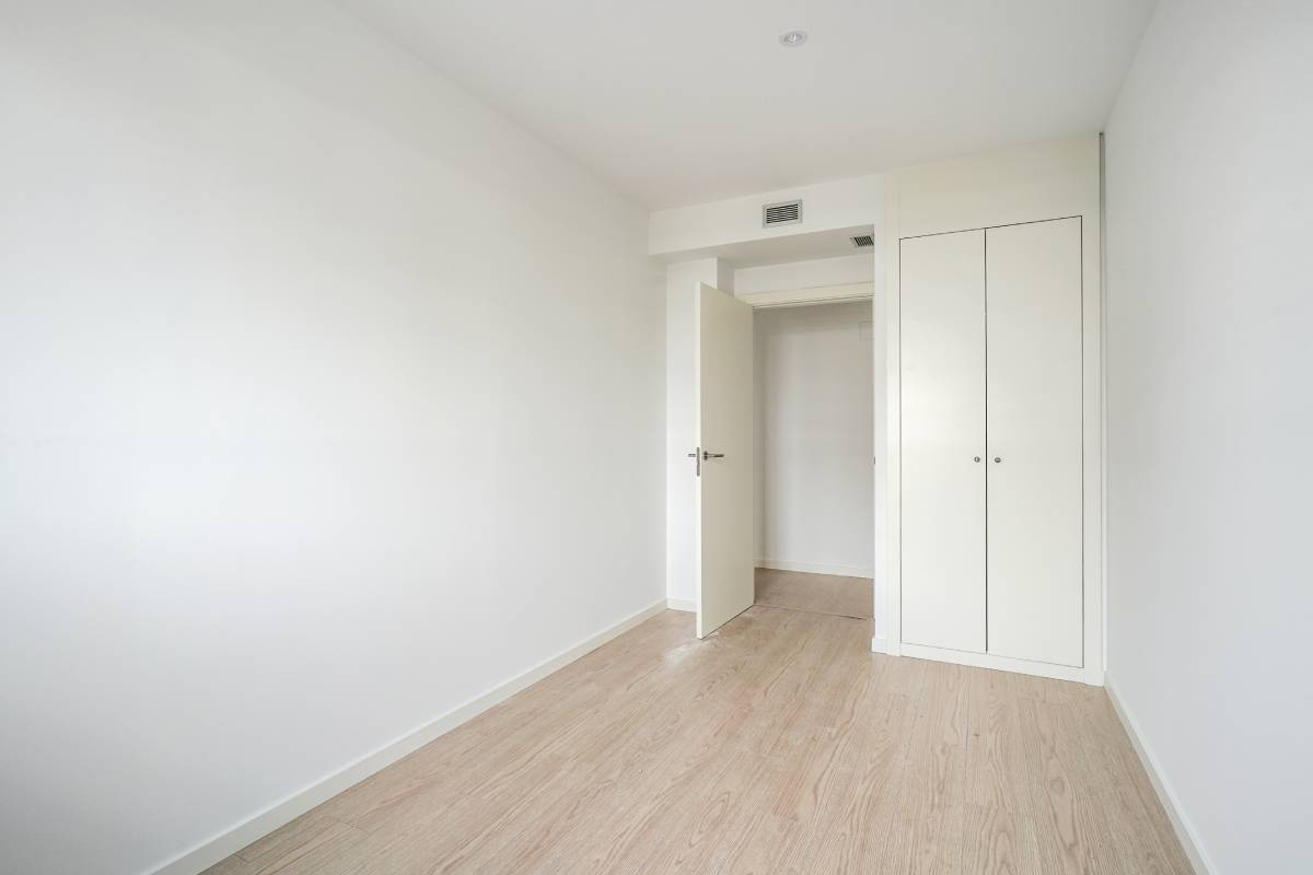 pages/flats/marobert-badalona.image_seo.floor_2_portal_C_door_1_4