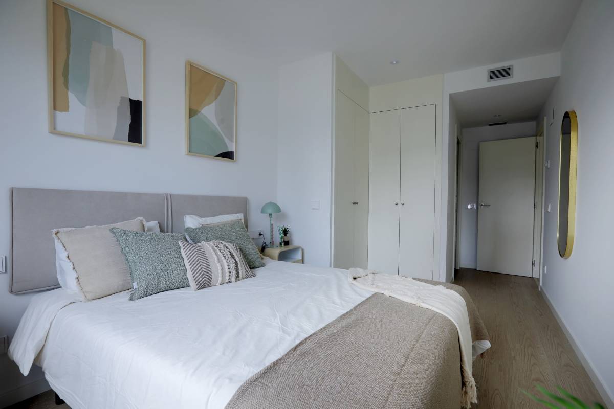 Dormitorio de piso en alquiler en Marobert | Badalona 