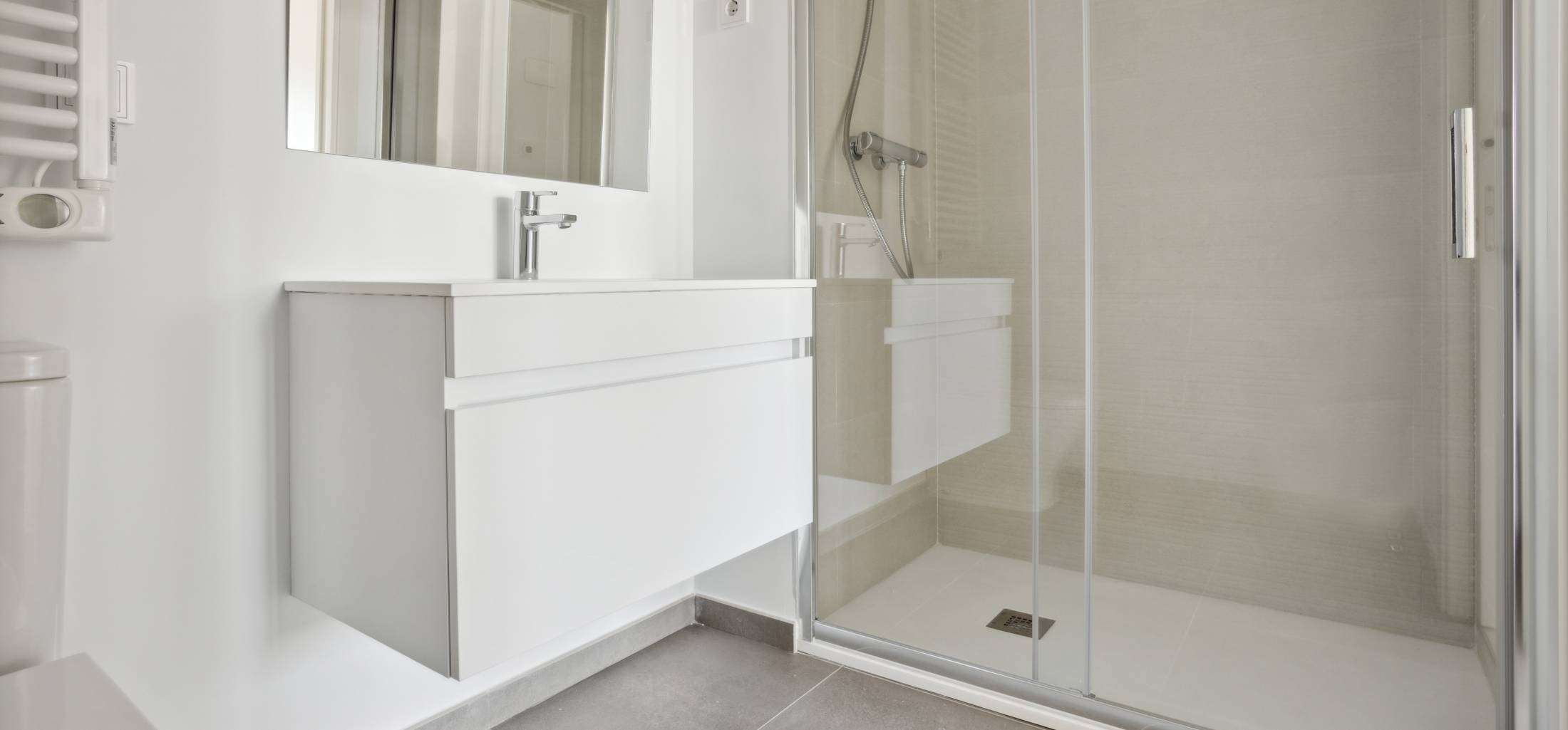 Baño con bañera | Bialto | Marobert 