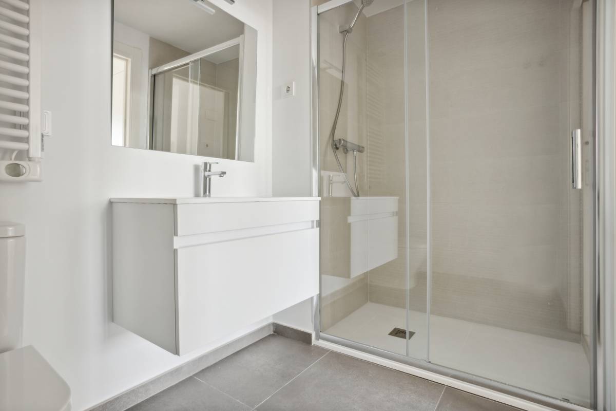 Baño con bañera | Bialto | Marobert 