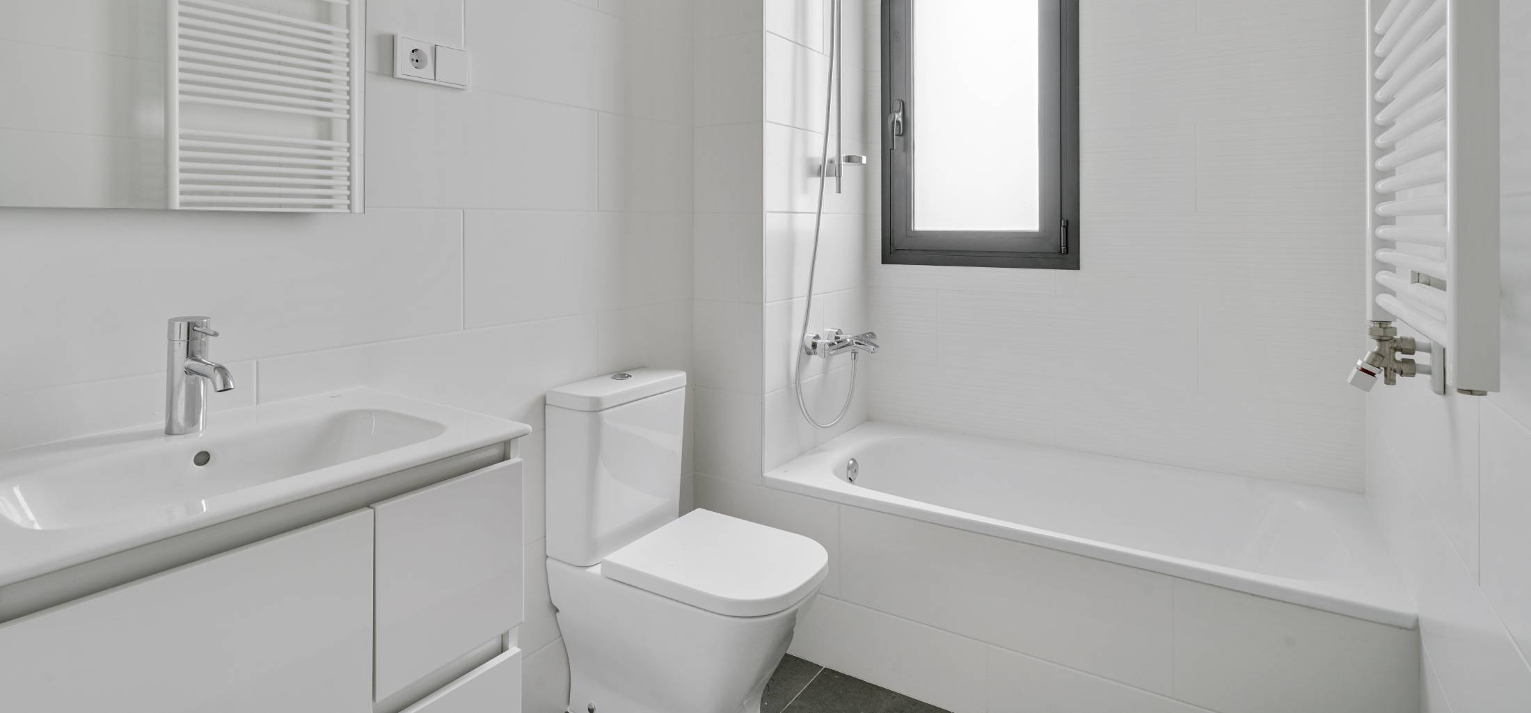 Baño con bañera | Bialto | Vila Bonaplata 